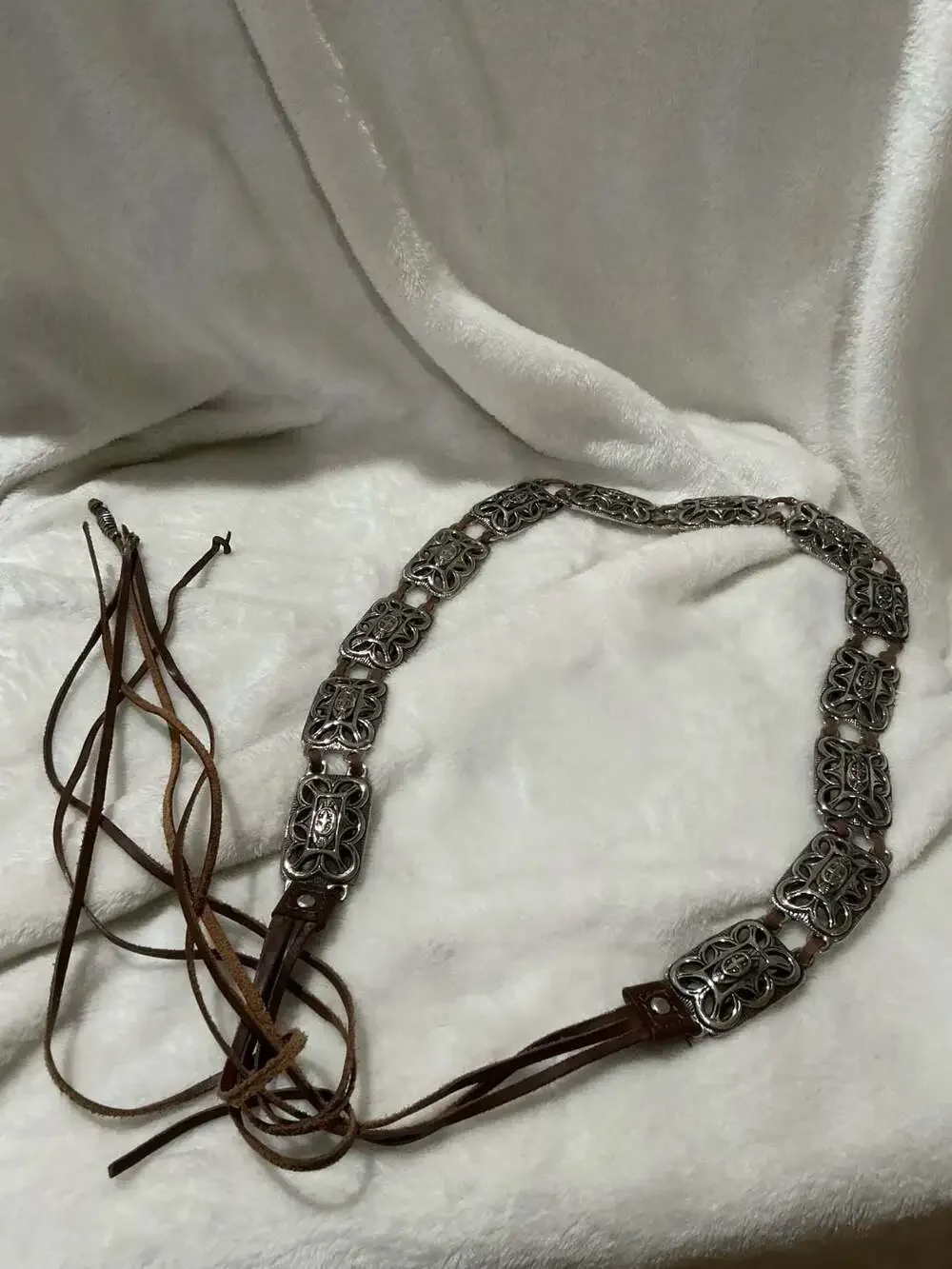 Vintage Brighton Ornate Filigree Concho Brown Leather Link Belt with Tassels